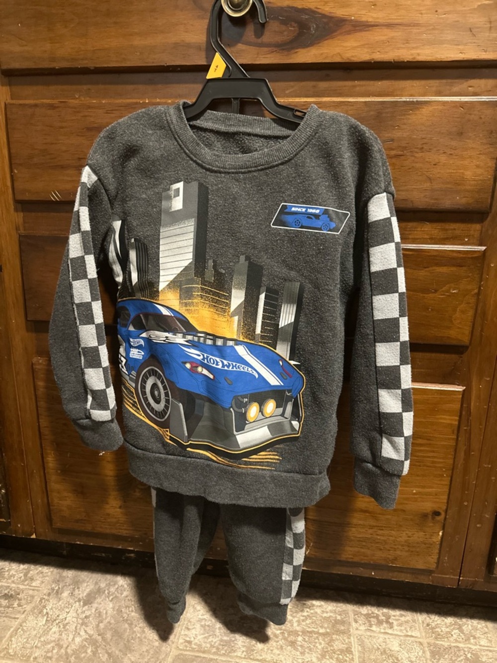 Hot Wheels Gray Kids Sweatshirt & Jogger Set